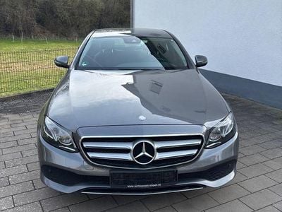 Gebraucht Mercedes E220 194 PS (142 kW) 2016 Grau Limousine