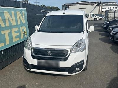 Gebraucht Peugeot Partner 99 PS (72 kW) 2017 Weiß
