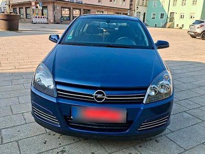 Gebraucht Opel Astra 105 PS (77 kW) 2005 Blau Limousine
