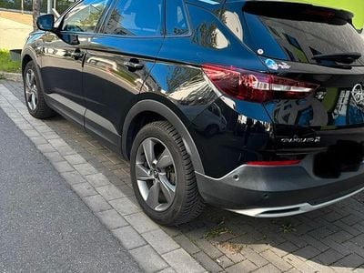 Begagnad Opel Grandland X 131 HK (96 kW) 2021 Svart SUV