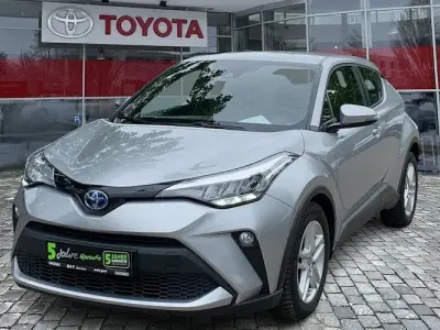 Używany Toyota C-HR 122 KM (89 kW) 2024 Srebrny SUV