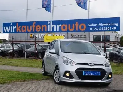 Gebraucht Hyundai i10 Classic 67 PS (49 kW) 2016 Silber Kleinwagen