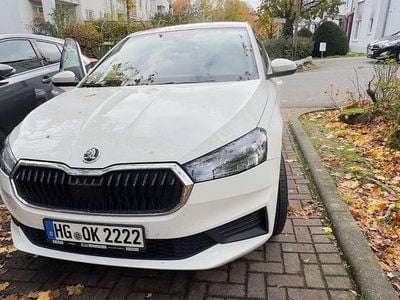 Gebraucht Skoda Fabia Easy 65 PS (47 kW) 2023 Weiß Kleinwagen