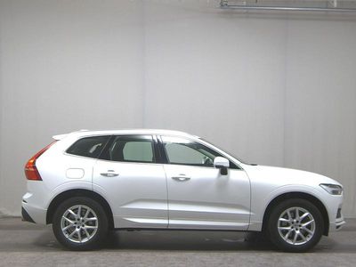 Gebraucht Volvo XC60 Momentum 190 PS (139 kW) 2020 Ice white solid / solid SUV