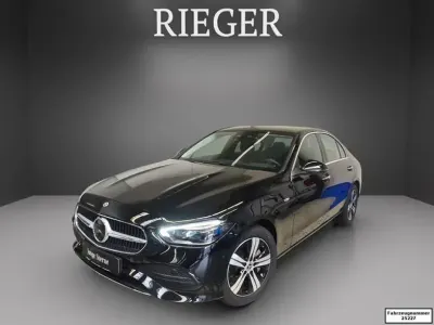 Gebraucht Mercedes C300e Avantgarde 197 PS (144 kW) 2024 Schwarz Limousine