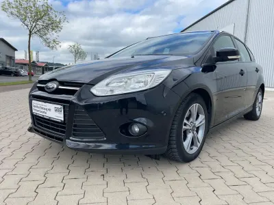 Gebraucht Ford Focus Trend 150 PS (110 kW) 2011 Schwarz Limousine
