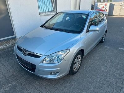 Brugt Hyundai i30 122 HK (89 kW) 2007 Sølv Hatchback