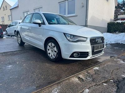 Weiß Gebraucht 2013 Audi A1 Sportback Kleinwagen | 6.500 € (Guter Preis)