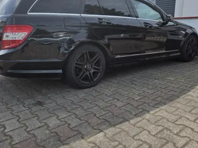 Gebraucht Mercedes 250 AMG 204 PS (150 kW) 2010 Schwarz Kombi