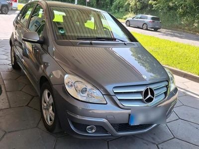 Mercedes B150