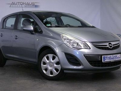 Gebraucht Opel Corsa Edition 101 PS (74 kW) 2013 Silbersee/perl silber (m2) Kleinwagen