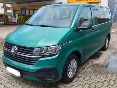 Używany VW T6.1 150 KM (110 kW) 2022 Zielony Van