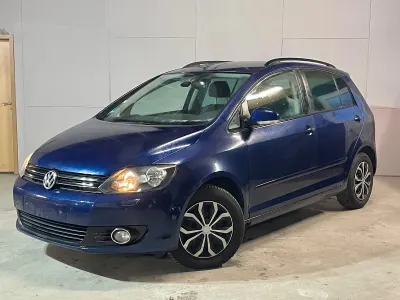 Gebraucht VW Golf VI Team 122 PS (89 kW) 2010 Blau Kleinwagen