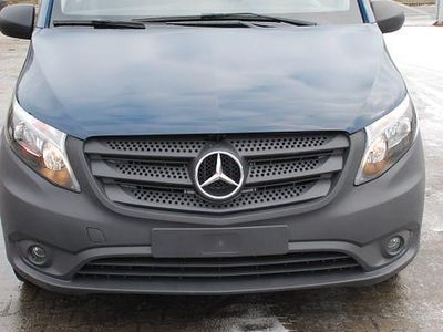 Gebraucht Mercedes Vito 163 PS (119 kW) 2020 Blau Van