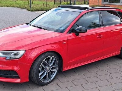 Begagnad Audi A3 Sport 150 HK (110 kW) 2019 Röd Sedan