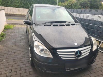Mercedes B180