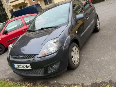 Gebraucht Ford Fiesta 80 PS (58 kW) 2007 Schwarz Kleinwagen