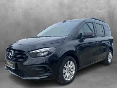 Gebraucht Mercedes Citan 113 131 PS (96 kW) 2024 Loparitschwarz metallic Kombi