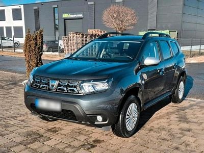 Usado Dacia Duster Comfort 101 HP (74 kW) 2023 Cinzento SUV