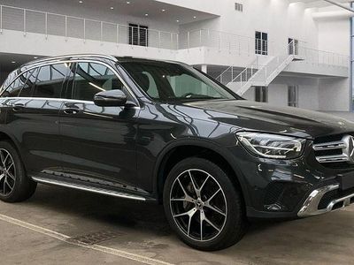 Gebraucht Mercedes GLC300e AMG 306 PS (225 kW) 2021 Graphitgrau (metallic) SUV