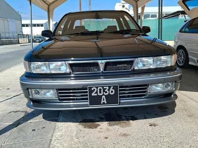 Schwarz Gebraucht 1990 Mitsubishi Galant Limousine | 25.000 €