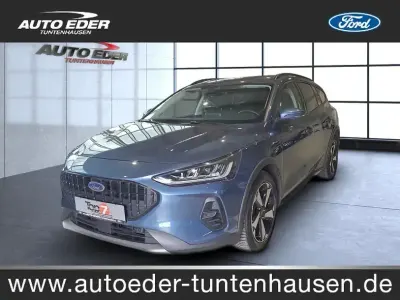 Gebraucht Ford Focus Active 125 PS (91 kW) 2022 Blau Kombi