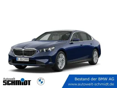 Gebraucht BMW 540 Comfort Edition 303 PS (222 kW) 2025 Bmw individual tansanitblau