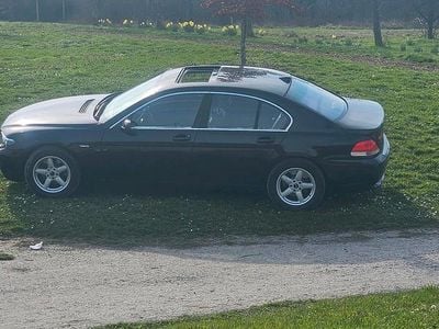 Usado BMW 745 333 HP (244 kW) 2002 Preto Sedan