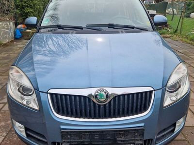 gebraucht Skoda Fabia Combi 1.6l Scout Scout