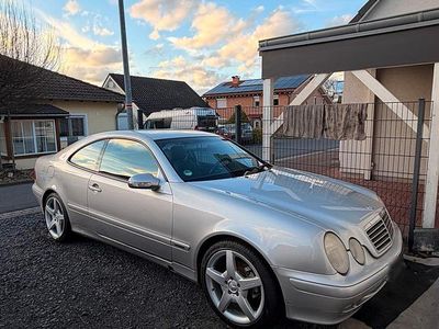 Second-hand Mercedes CLK230 197 CP (144 kW) 2000 Argintiu Coupe
