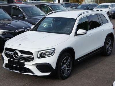 Mercedes GLB220