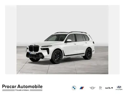 Gebraucht BMW X7 M Sport 340 PS (250 kW) 2024 Weiß SUV
