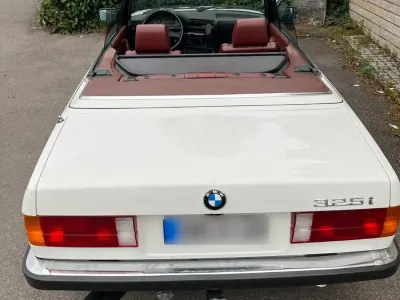 Gebraucht BMW 325 170 PS (125 kW) 1987 Weiß Cabrio