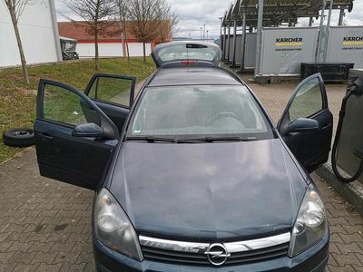 Gebraucht Opel Astra 101 PS (74 kW) 2006 Blau Kombi