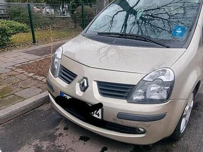Gebraucht Renault Modus 85 PS (62 kW) 2004 Silber Van / Kleinbus