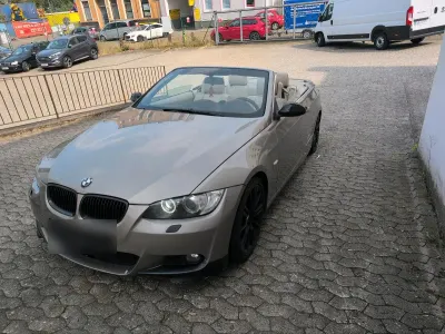 Gebraucht BMW 330 Cabriolet 231 PS (169 kW) 2007 Beige Cabrio