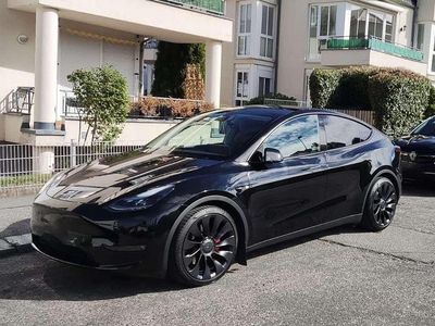 Schwarz Gebraucht 2022 Tesla Model Y Performance SUV | 39.999 € (Teuer)