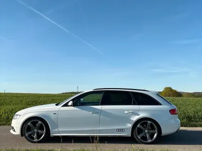 Używany Audi A4 S-Line 170 KM (125 kW) 2012 Biały Kombi