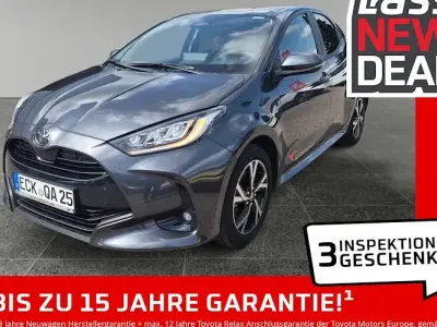 Gebraucht Toyota Yaris Hybrid 116 PS (85 kW) 2025 Grau Limousine
