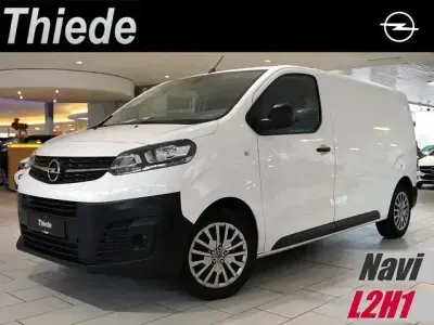 Usata Opel Vivaro Edition 120 CV (88 kW) 2022 Bianco Monovolume