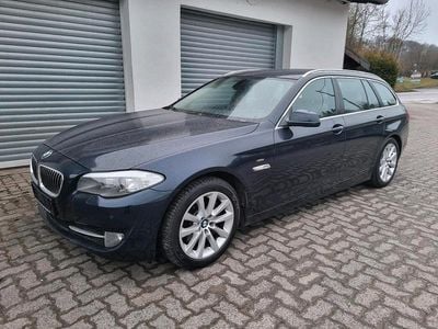 Begagnad BMW 525 218 HK (160 kW) 2012 Blå Kombi