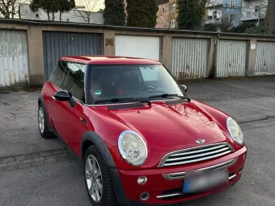 Gebraucht Mini ONE 90 PS (66 kW) 2005 Rot Kleinwagen