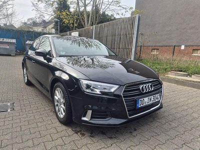 Gebraucht Audi A3 116 PS (85 kW) 2018 Schwarz Limousine