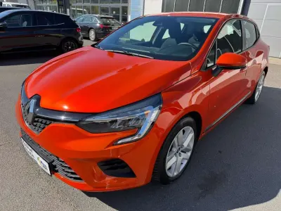 Usata Renault Clio V Zen 91 CV (66 kW) 2022 Arancione Utilitaria