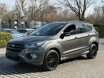 Gebraucht Ford Kuga ST-Line 179 PS (131 kW) 2019 Grau SUV