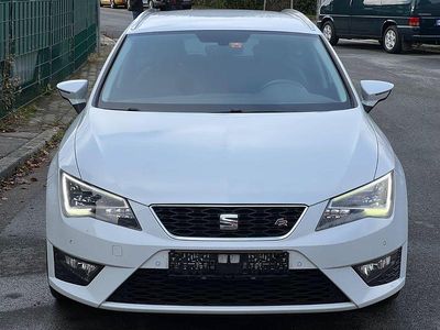 Weiß Gebraucht 2016 Seat Leon ST FR Kombi | 7.999 € (Fairer Preis)
