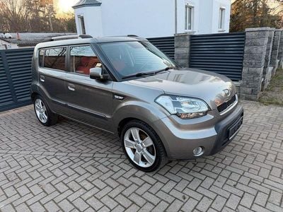 Gebraucht Kia Soul Spirit 126 PS (92 kW) 2010 Silber SUV