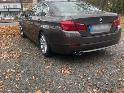 Gebraucht BMW 530 258 PS (189 kW) 2011 Beige Limousine