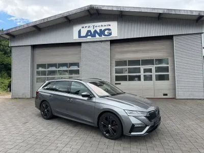Gebraucht Skoda Octavia RS 200 PS (147 kW) 2024 Grau Kombi