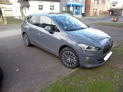 Gebraucht BMW 230e Active Tourer Luxury Line 326 PS (239 kW) 2023 Grau Van / Kleinbus